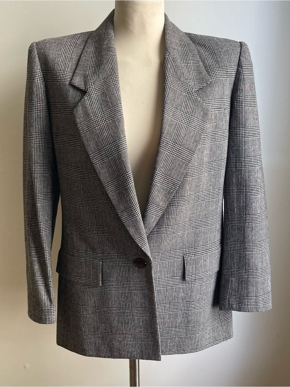 Vintage 80s Sasson Paris Single Button Gray Black Check Wool Blazer Size 10